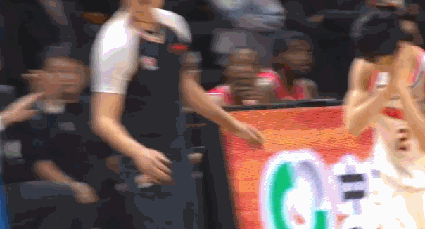 ?徐杰接球命中超远反超三分！直接“晚安安”致敬库里?