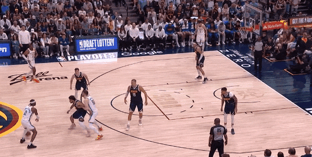 MVP对决,雷霆赢厚度;步行者摧毁骑士,老卡的战术