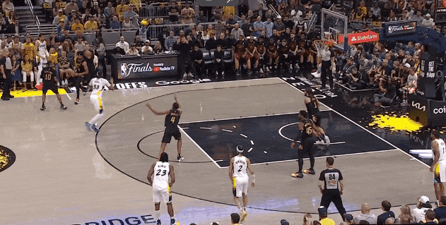 MVP对决,雷霆赢厚度;步行者摧毁骑士,老卡的战术